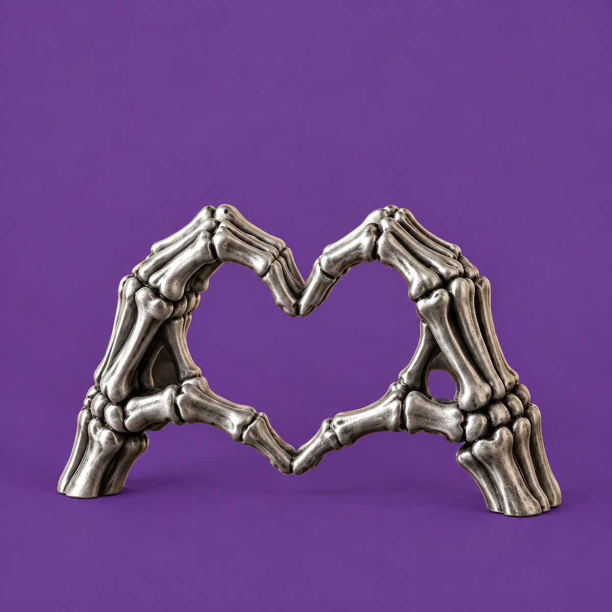 Skeleton Heart – Gothic Decorative Figurine